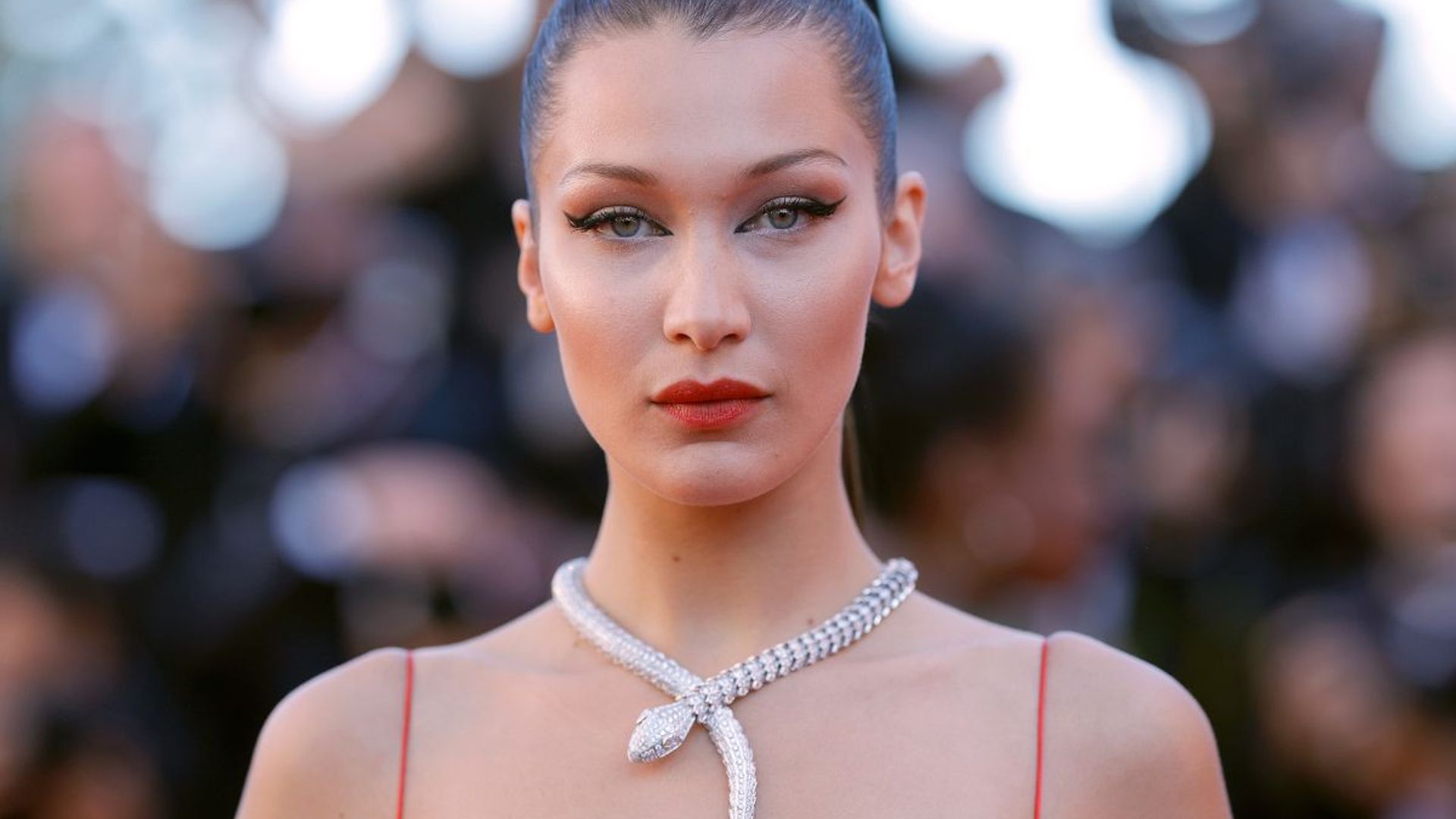Siren Eyes are TikTok's favourite beauty trend: Top makeup artists