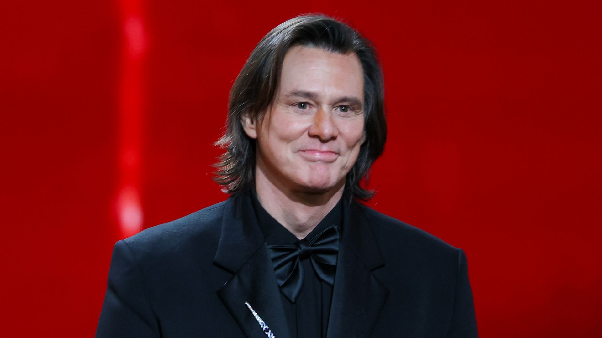 Meet Jim Carrey's stunning secret girlfriend, he finally went public with