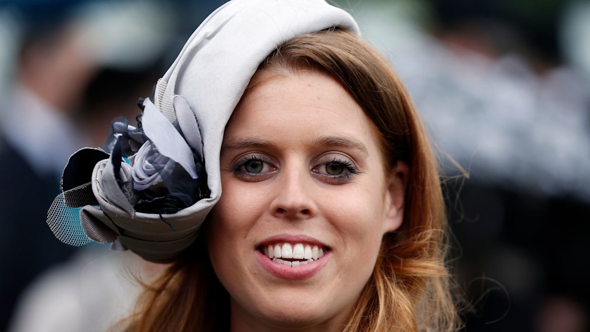 Princess Beatrice's christening outfit is the most chic way to style a double-breasted jacket