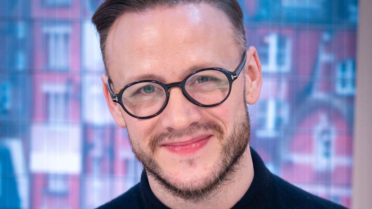 Strictly's Kevin Clifton returns to our screens this month - see a ...