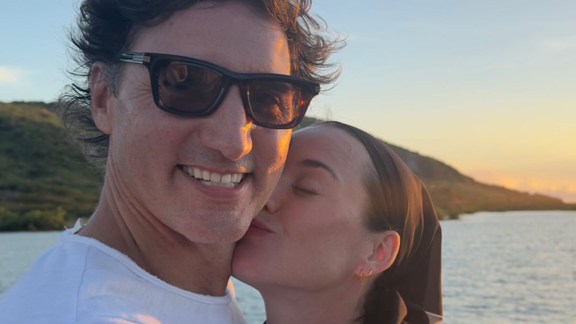 Katy Perry shares glimpse of romance with Justin Trudeau amid getaway