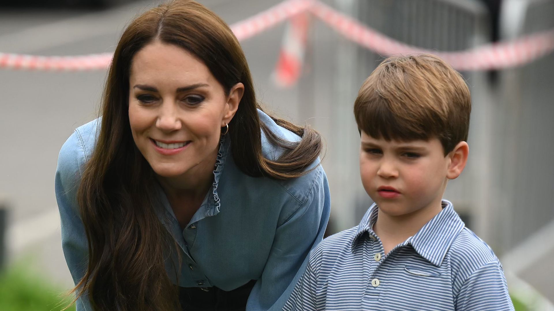 Prince Louis of Wales and his mum Catherine, Princess of Wales take part in the Big Help Out on May 8, 2023 