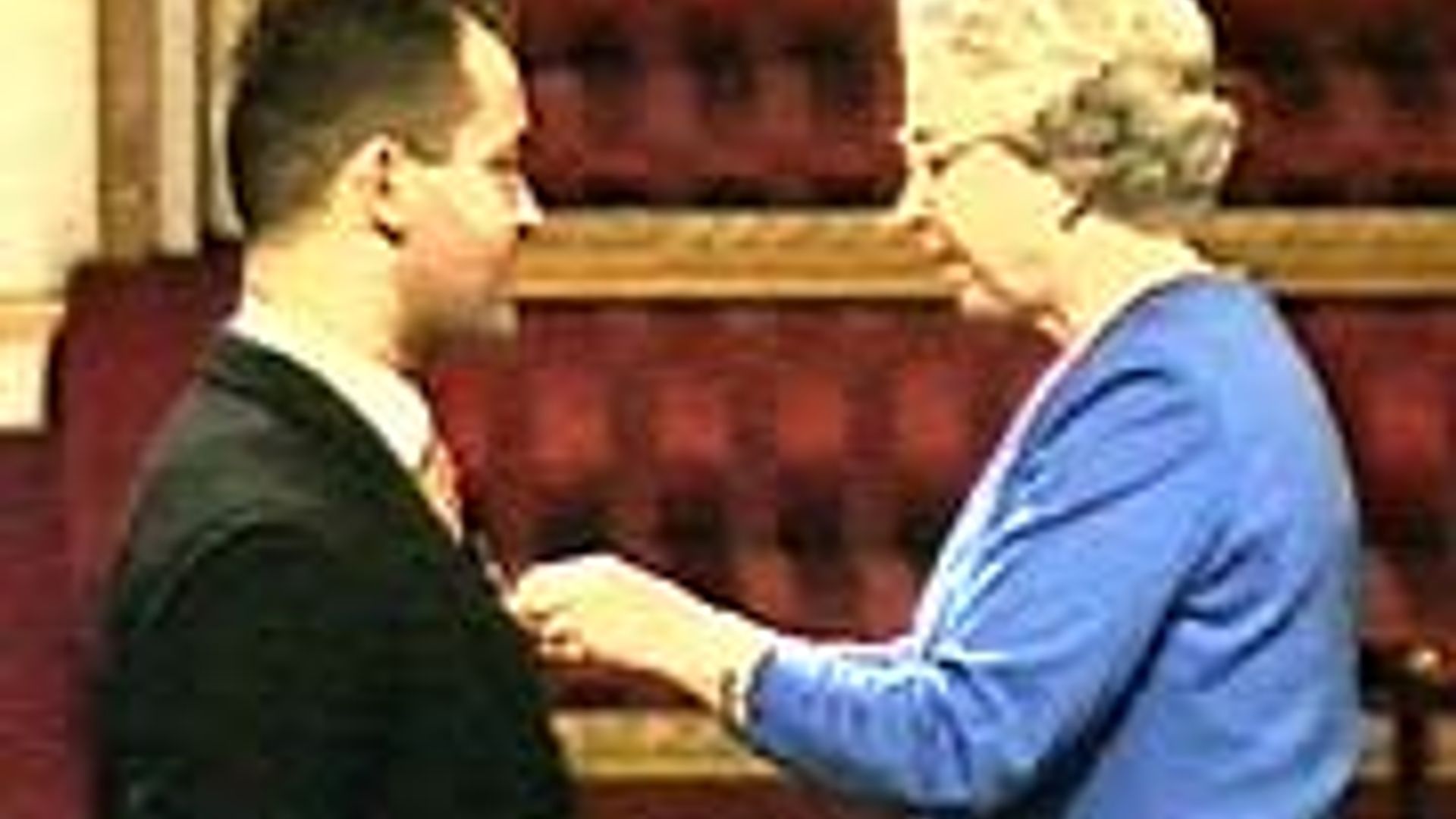 BURRELL REVEALS DETAILS OF CONVERSATION WITH THE QUEEN HELLO!