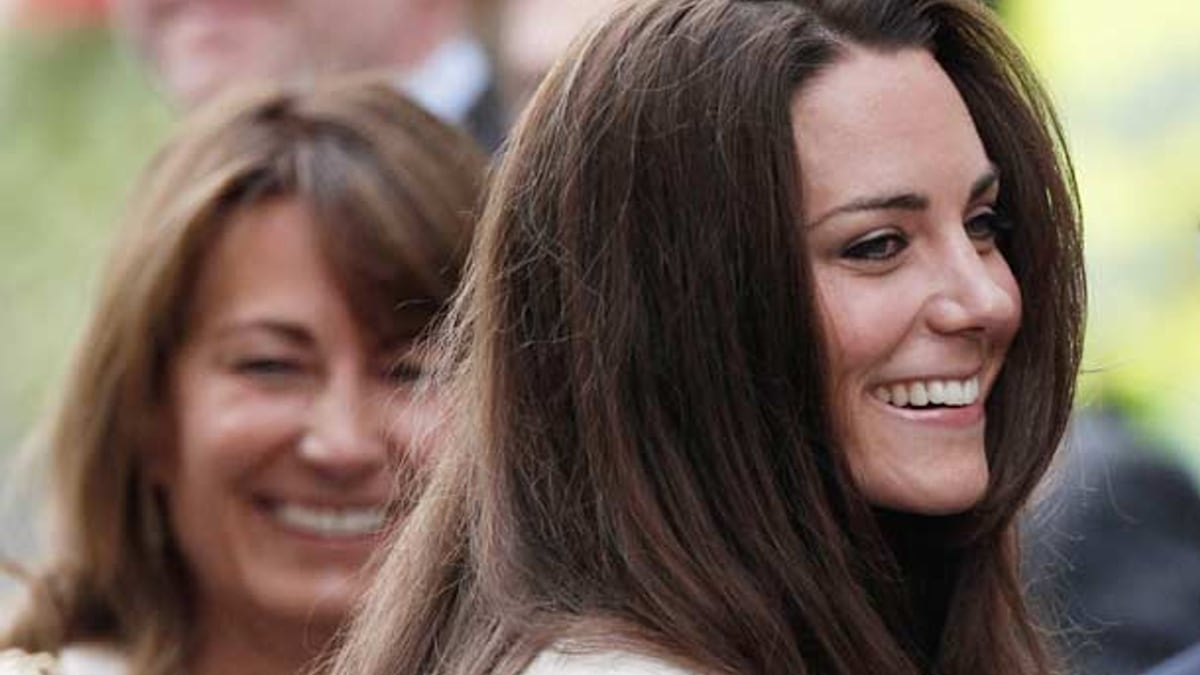 Duchess of Cambridge Kate Middleton goes shopping in Norfolk with ...