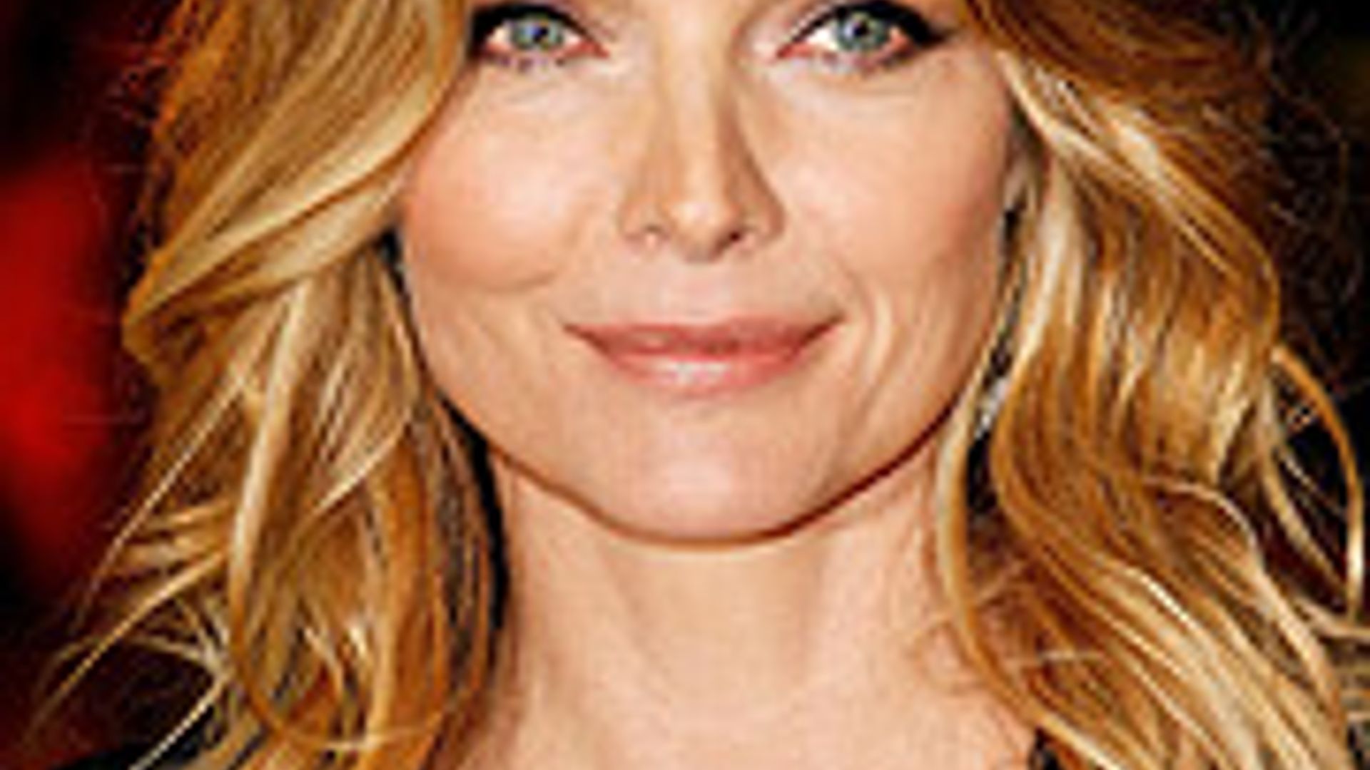 Michelle Pfeiffer - Biography | HELLO!