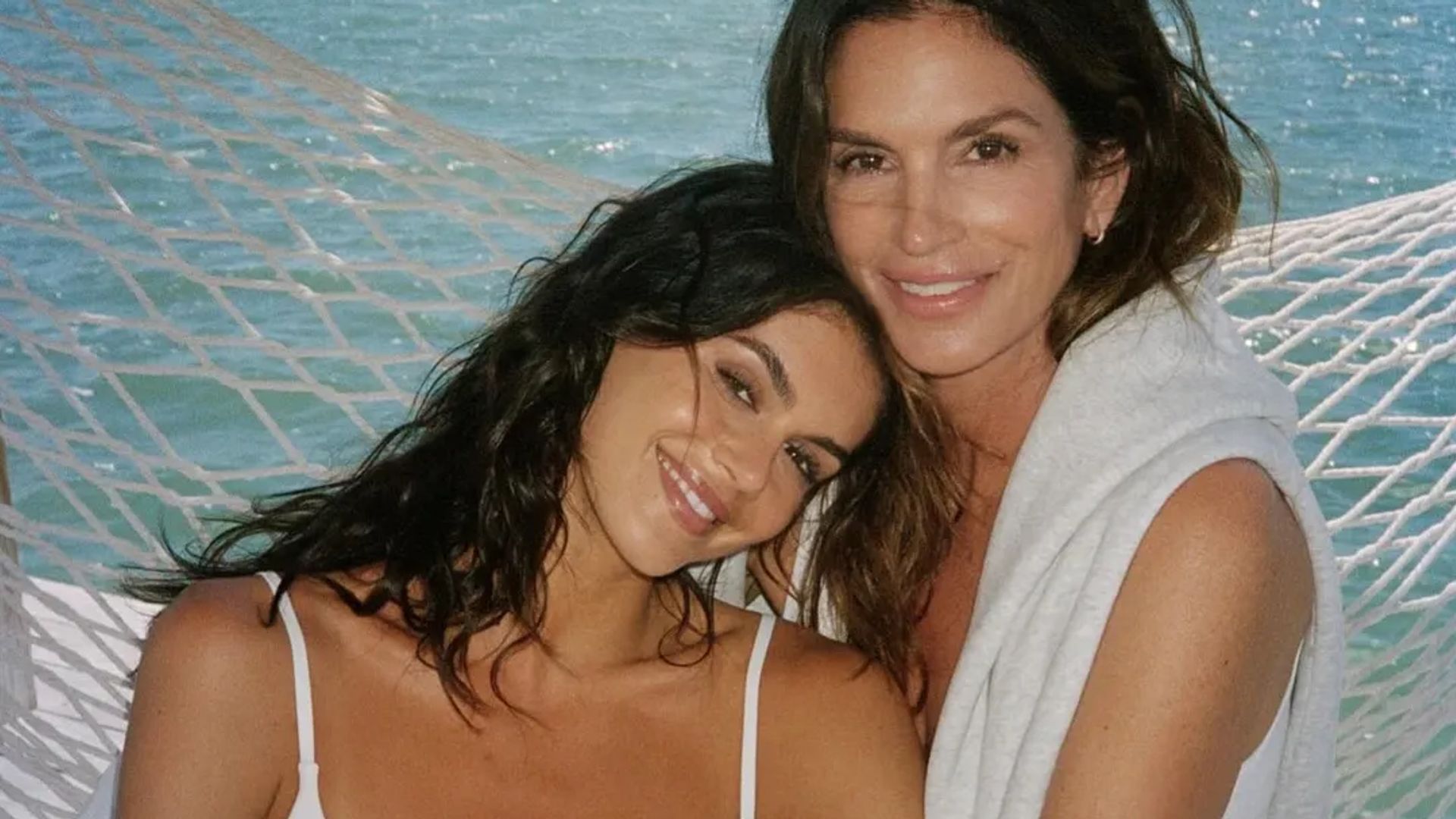 Kaia Gerber's Baywatch-inspired swimsuit is a must-have for summer