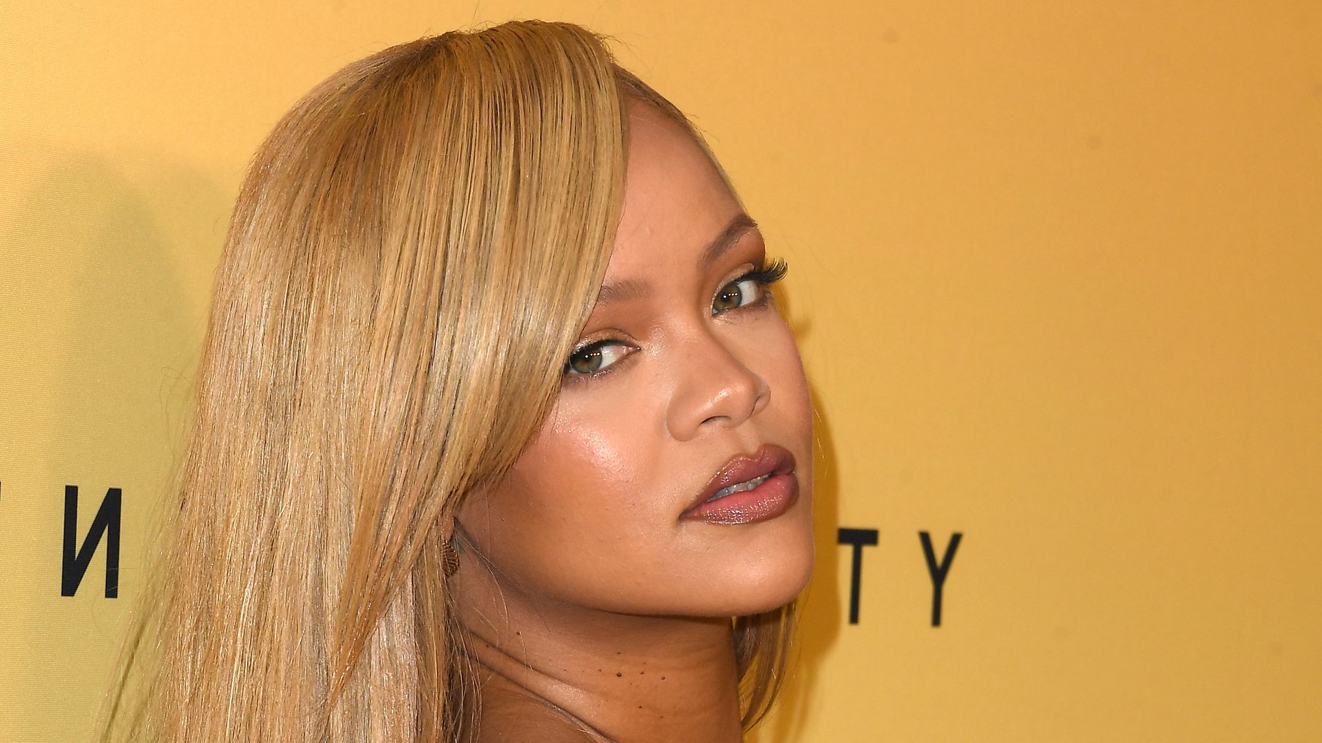 Rihanna looks sensational in new makeup-free photos