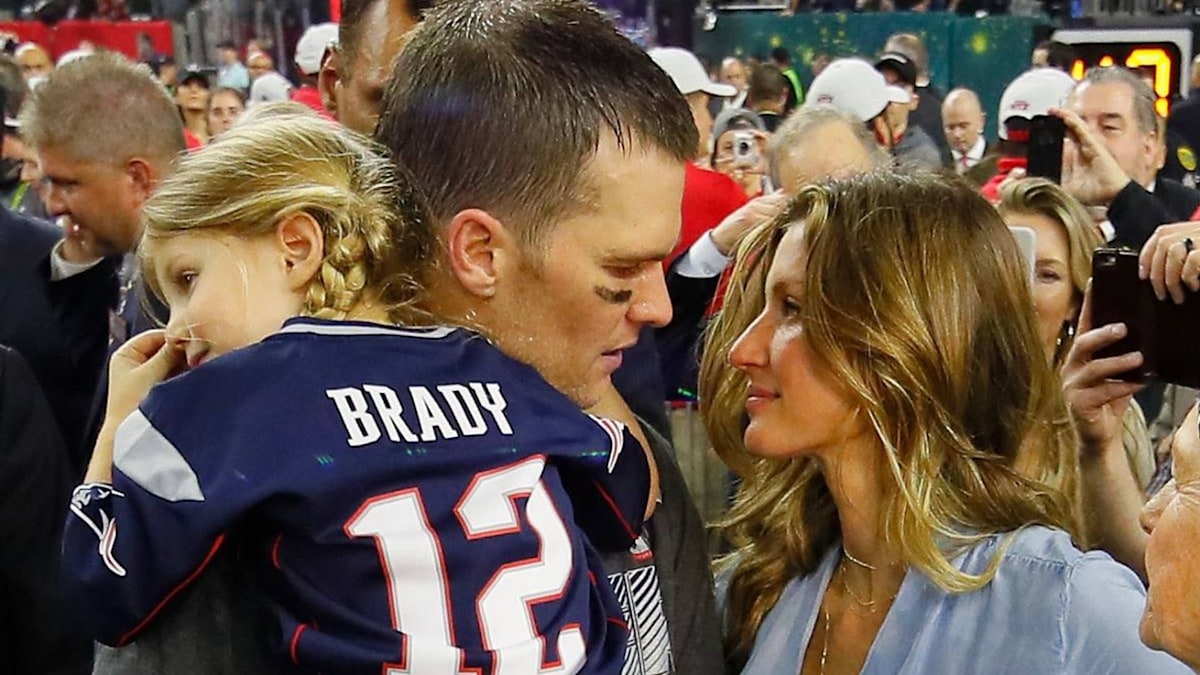 Gisele Bündchen Supports Tom Brady at 2021 Super Bowl