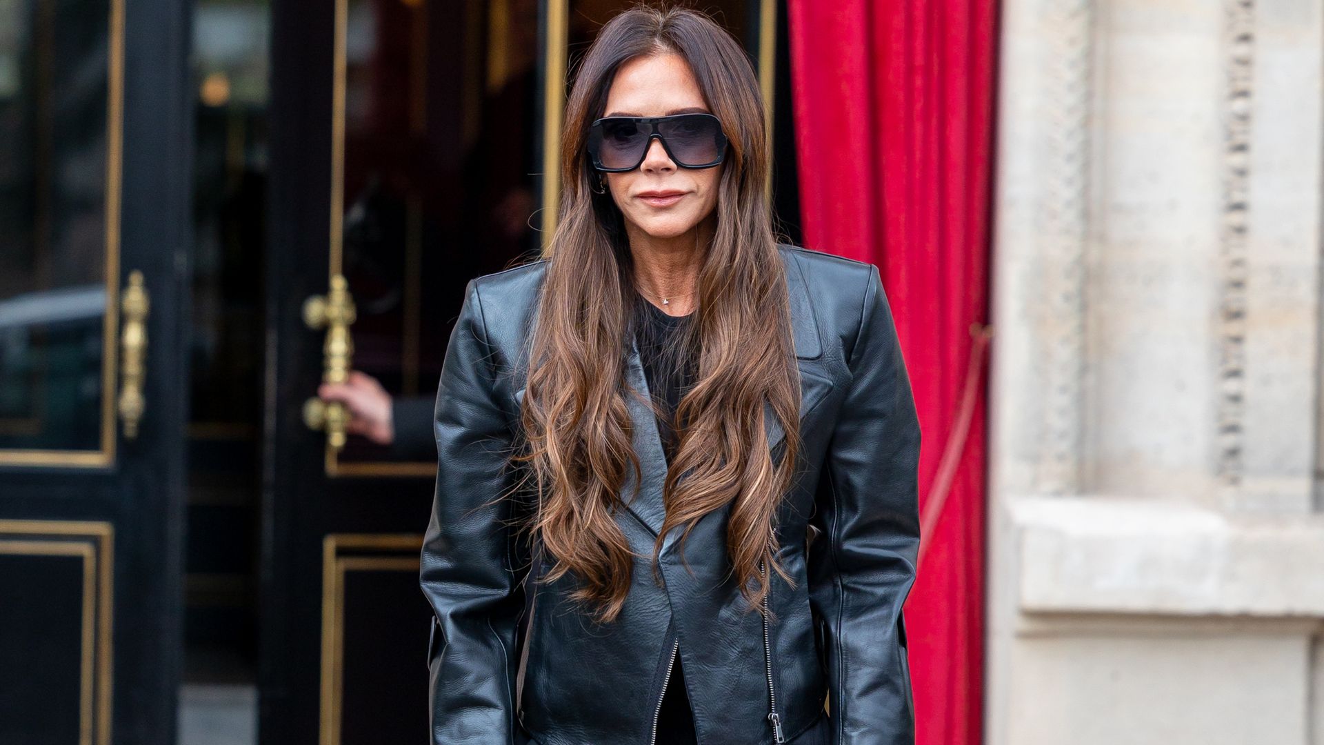 Cool Crutches: Meet The Celebrity-Endorsed Brand Behind Victoria Beckham's  Stylish Recovery