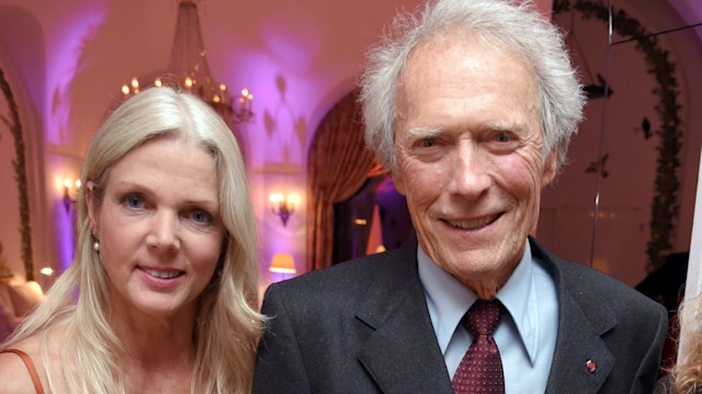 clint eastwood christina sandera vanity fair dinner 2017