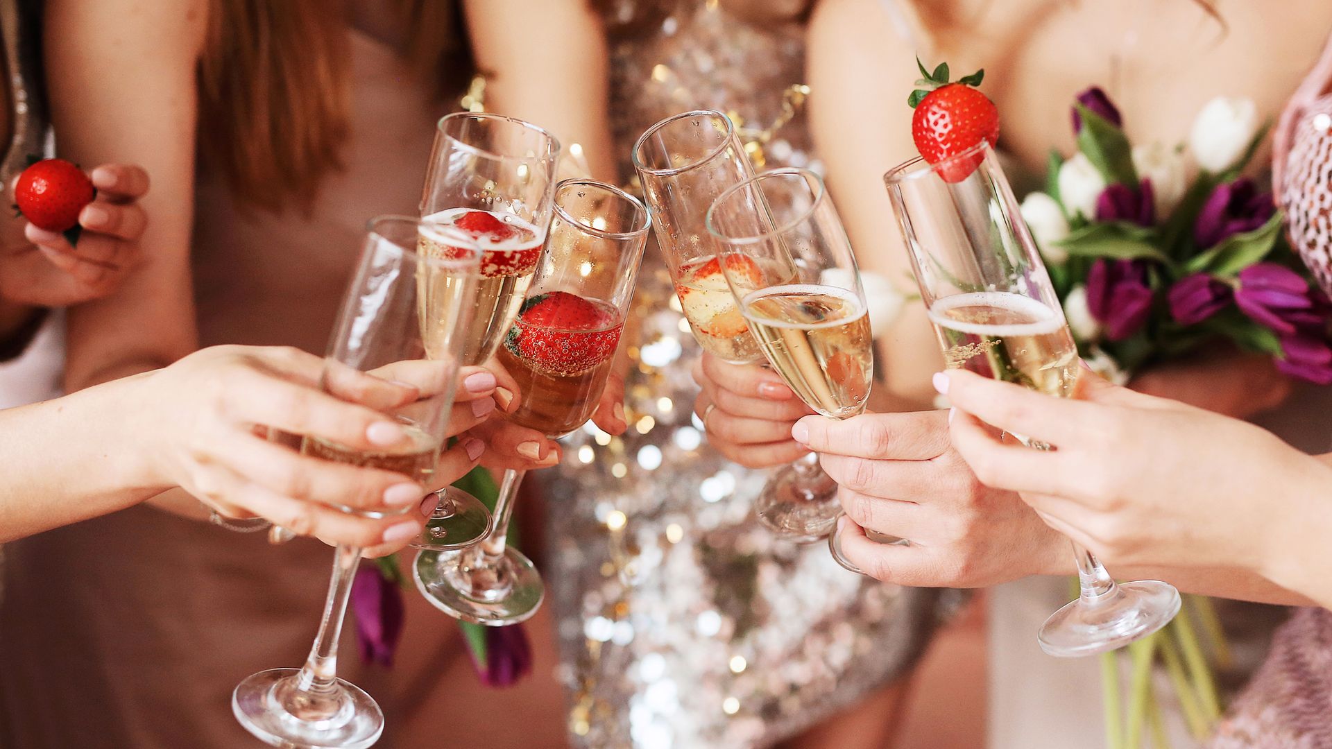 Hen do etiquette - is it normal to not invite your mum and mother-in-law?