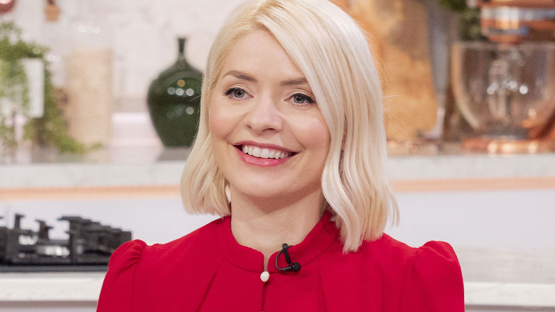 holly willoughby home kitchen