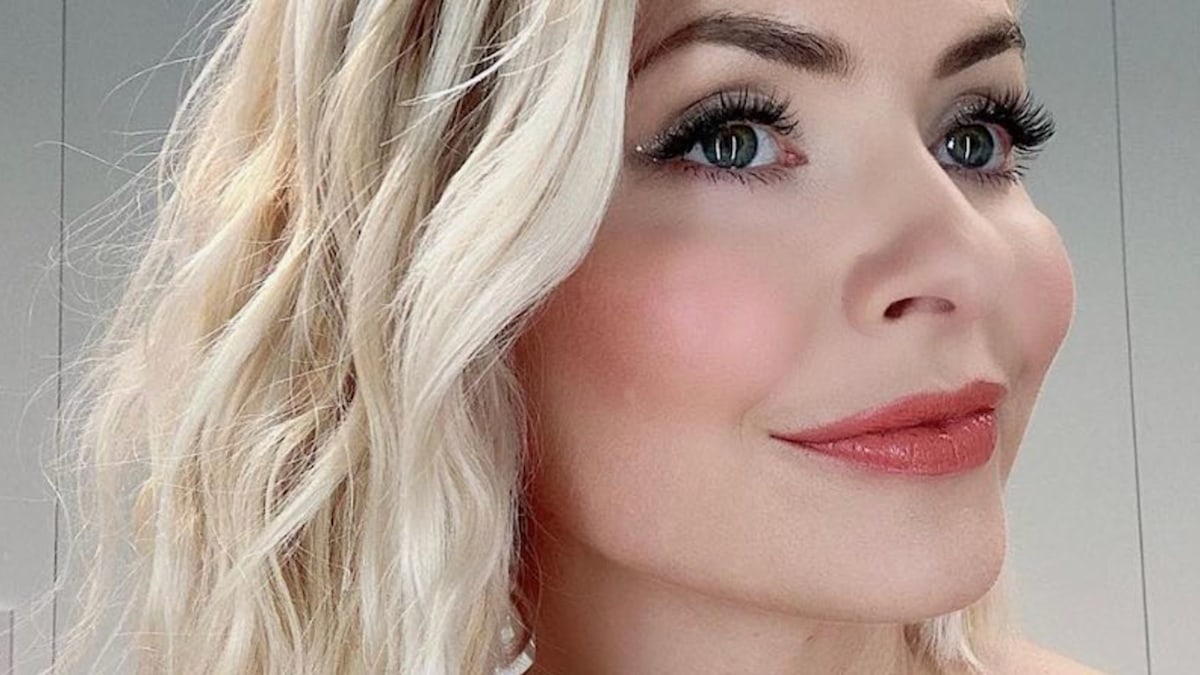 Holly Willoughby: latest news, pictures and stories - HELLO!