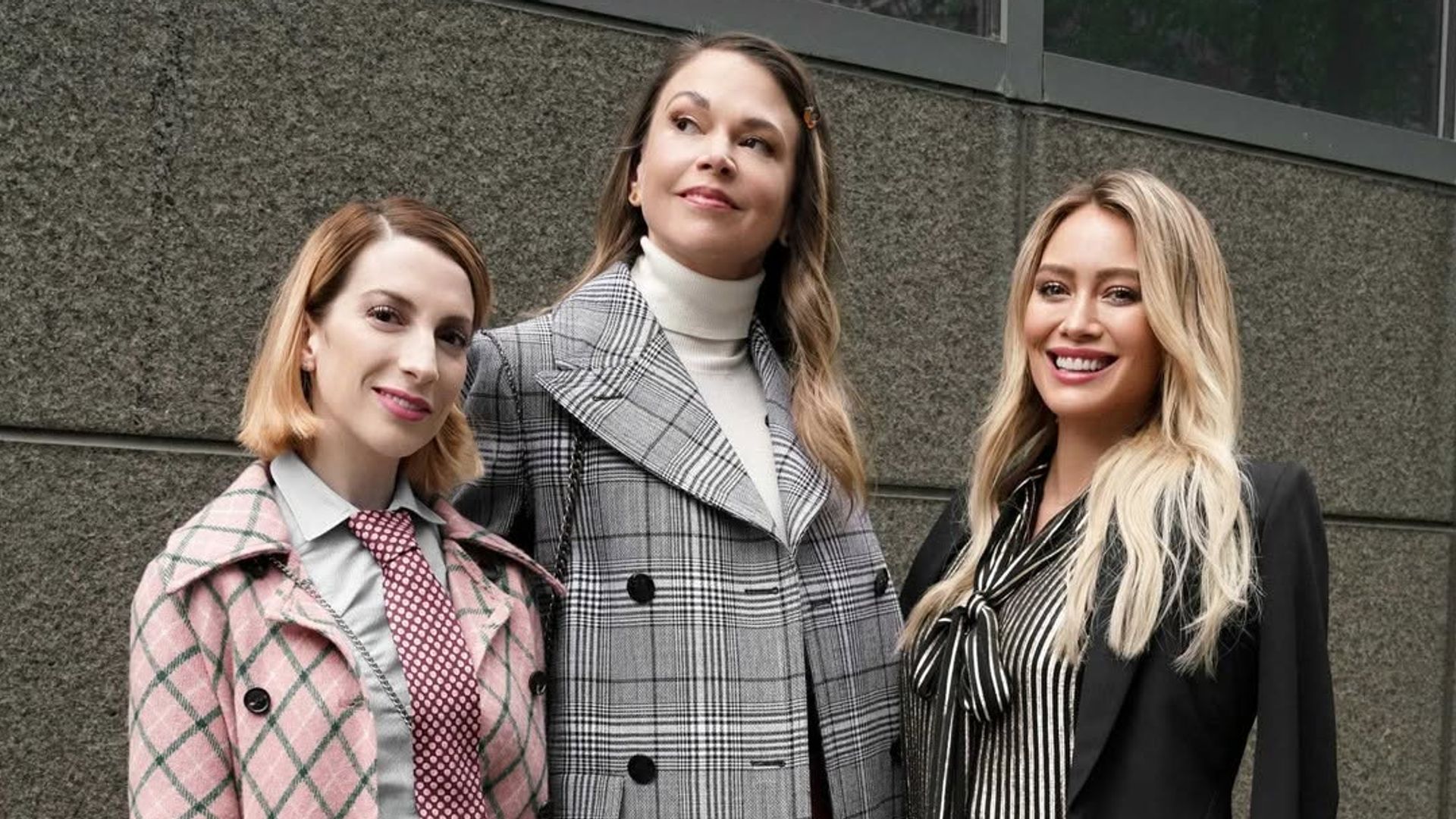 Molly Bernard, Sutton Foster and Hilary Duff in Younger
