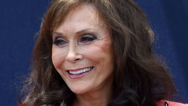 country singer loretta lynn major celebration