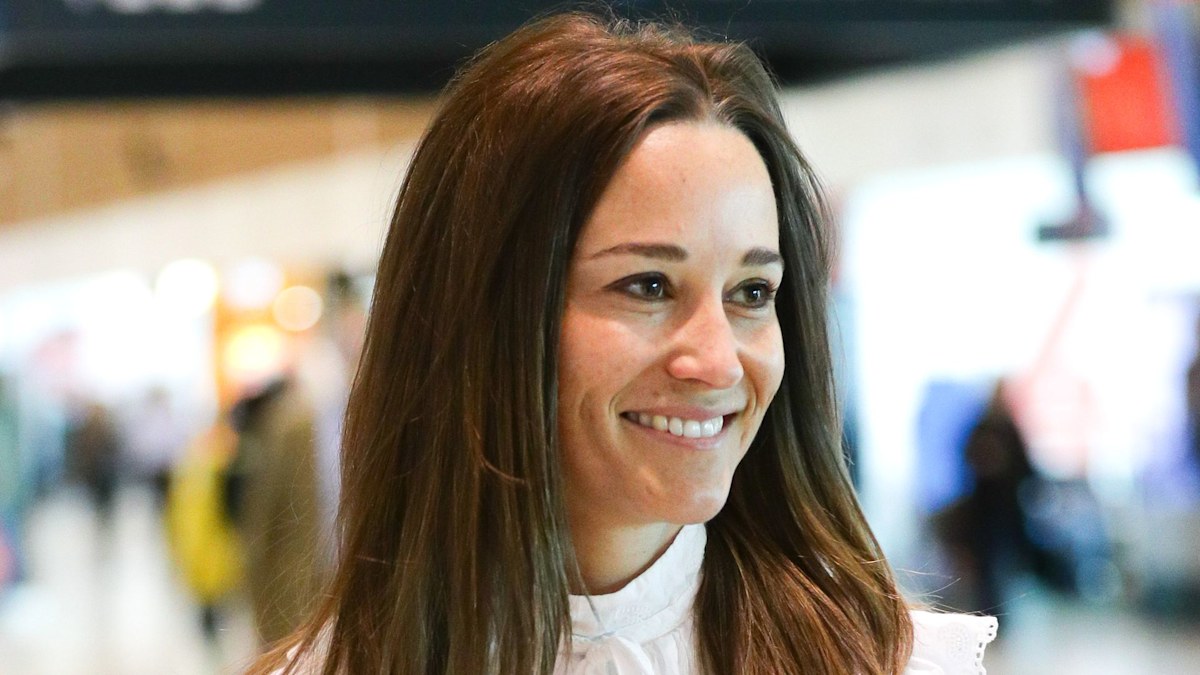 Pippa Middleton rocks lace mini dress for red carpet appearance we all forgot