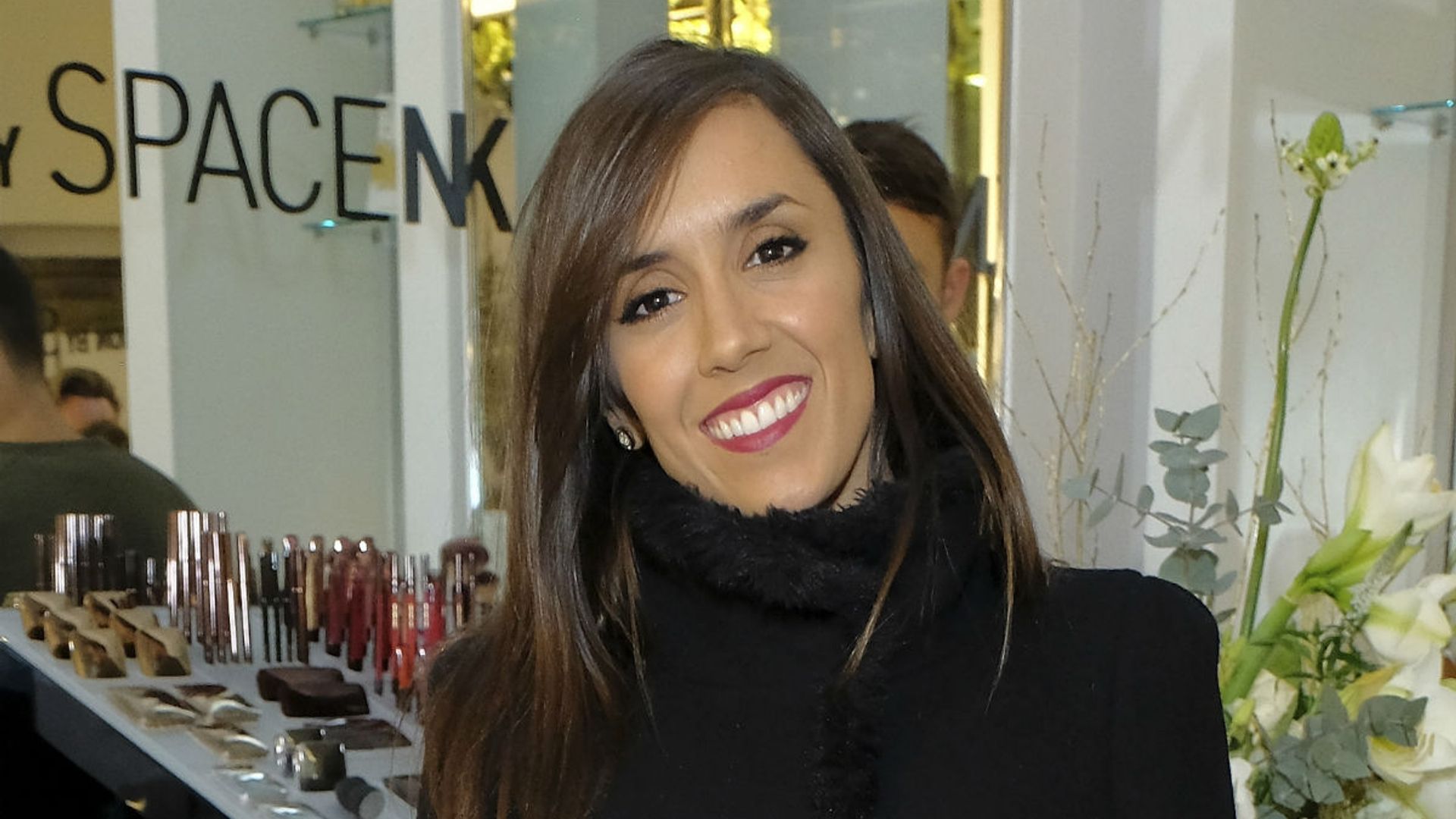 Strictly star Janette Manrara supported by fans as she fights flu during dance show