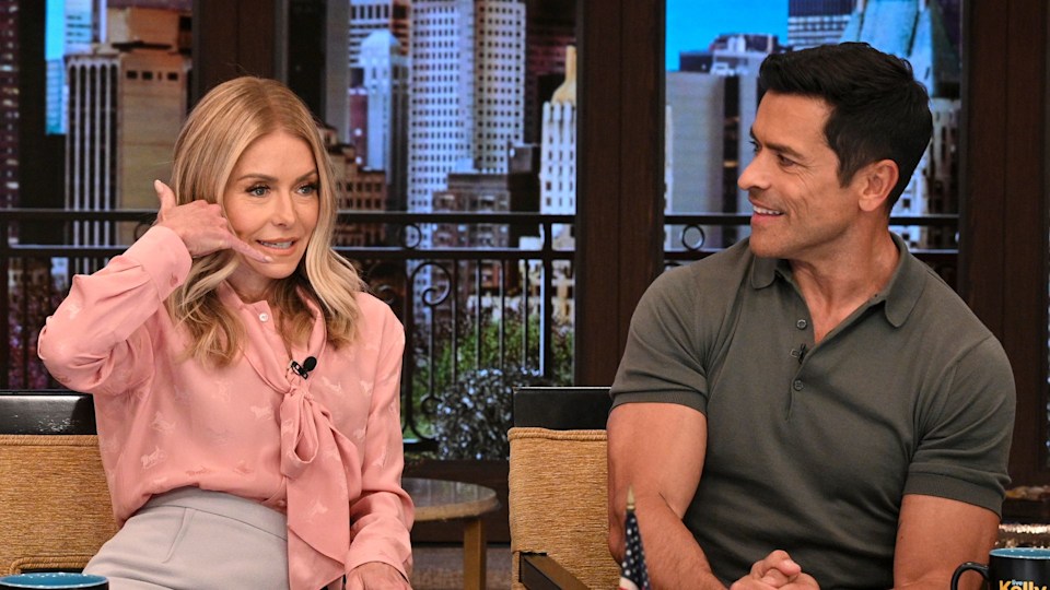 Kelly Ripa and Mark Consuelos prepare for permanent move for LIVE — and  it's happening soon | HELLO!