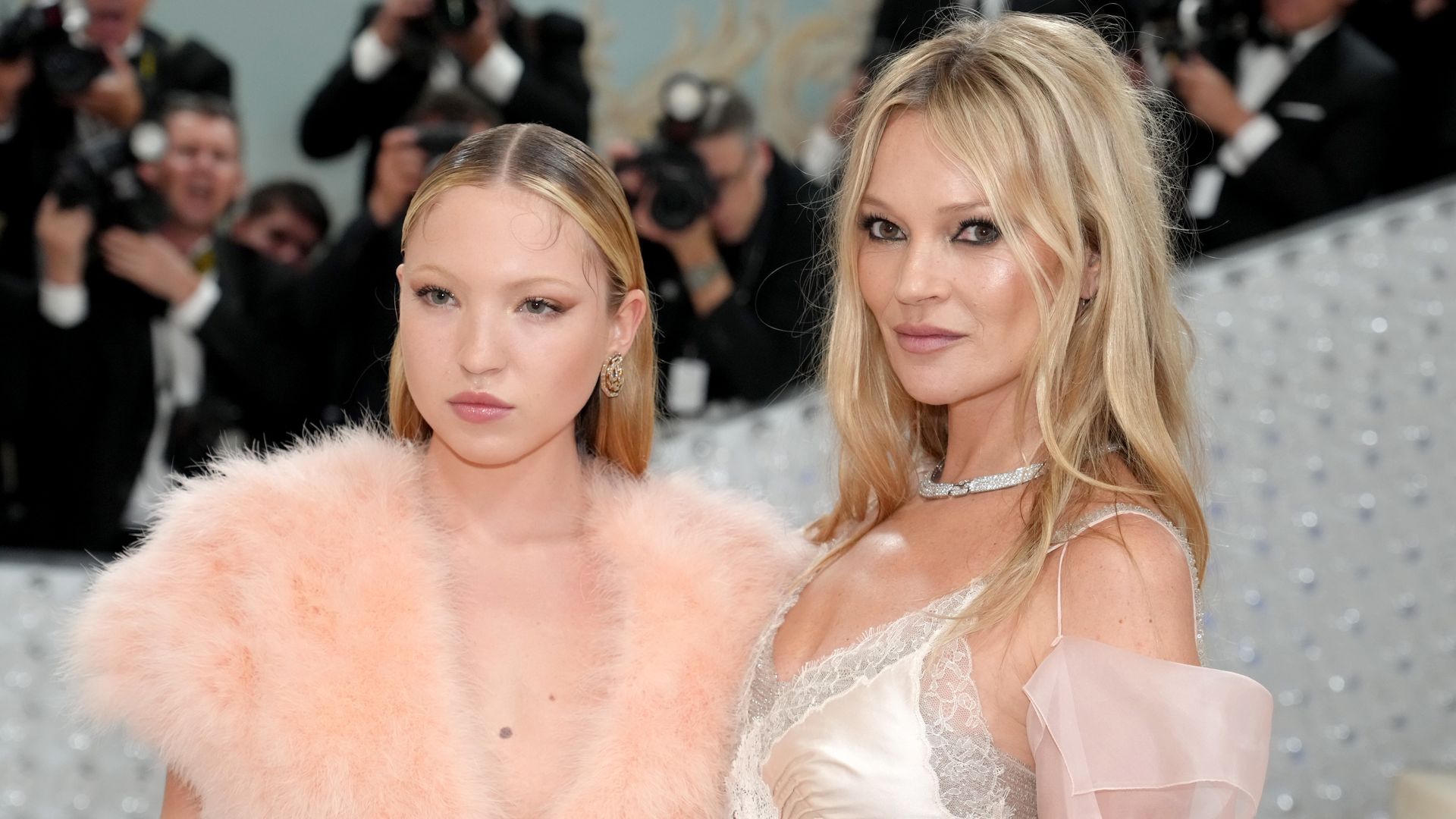 Lila Moss and Kate Moss on red carpet