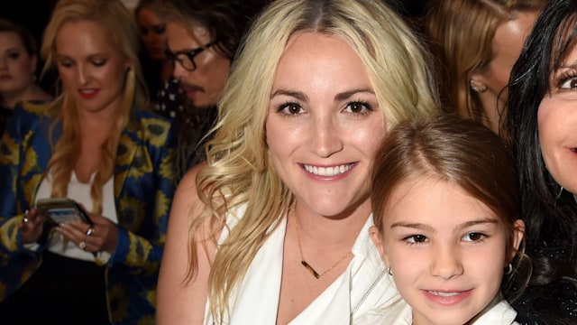 Jamie Lynn Spears, Maddie Briann Aldridge, and Lynne Spears  in the audience at the 2016 Billboard Music Awards at T-Mobile Arena on May 22, 2016 in Las Vegas, Nevada