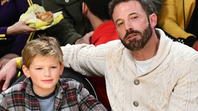 ben affleck son samuel nba game