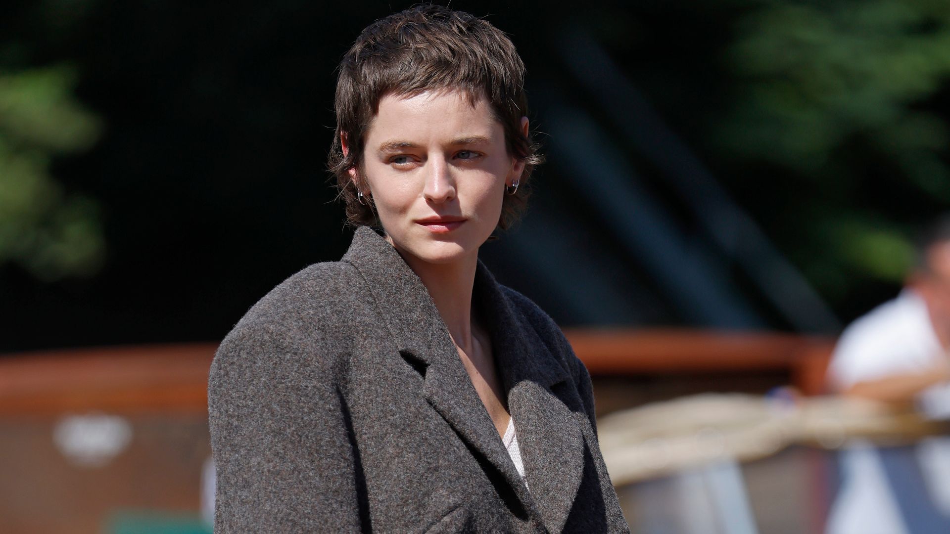 Emma Corrin says shoulder pads are back with deliciously slouchy suit