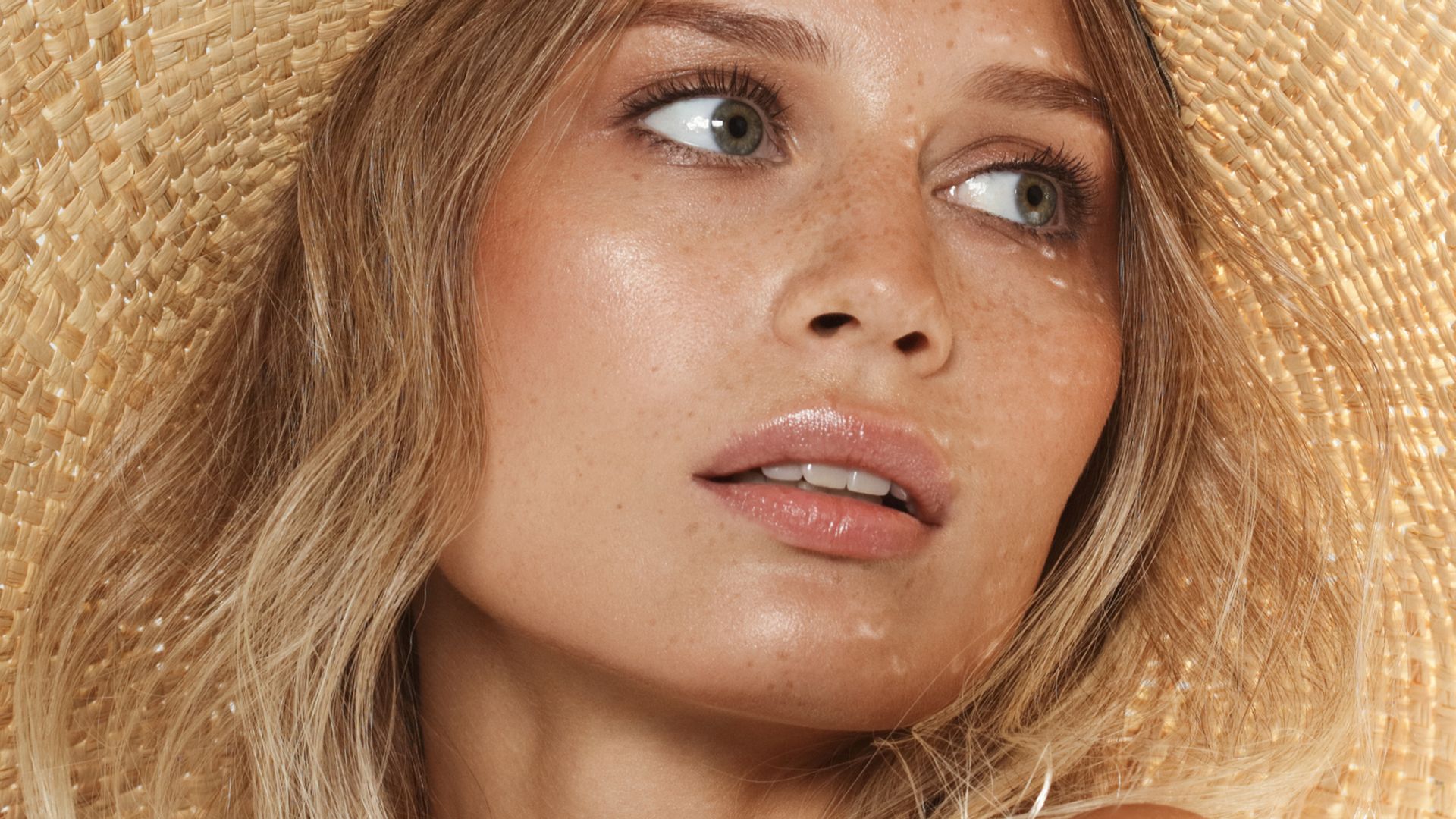 What is the secret to long-lasting summer makeup?