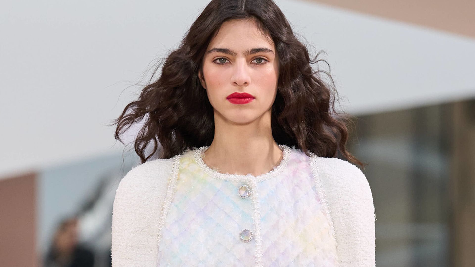 11 cropped jackets to give you Chanel girl vibes this season