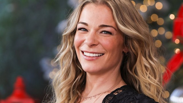 leann rimes glowing exciting news