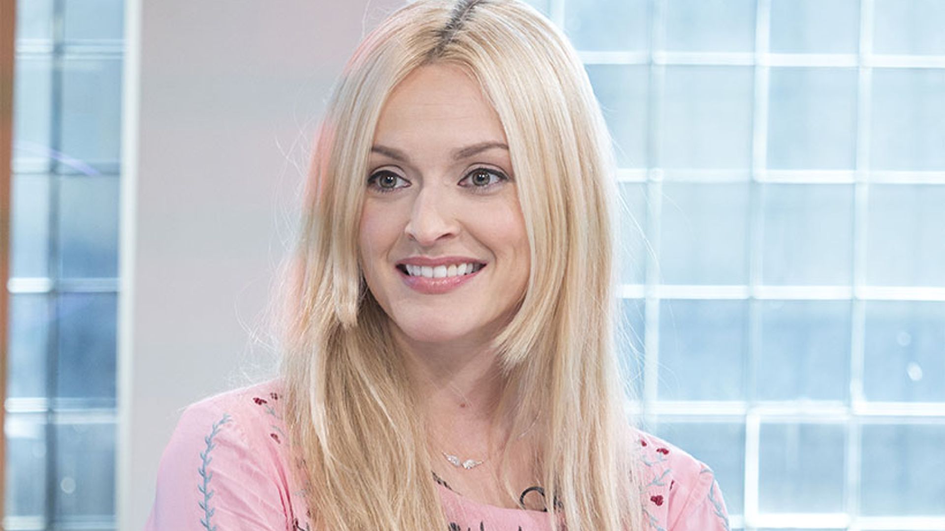 fearne cotton rainbow vest instagram