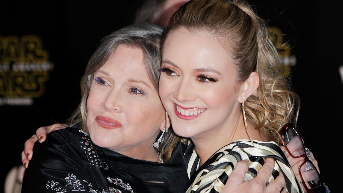 Billie Lourd honors late mother Carrie Fisher in heartbreaking tribute eight years on