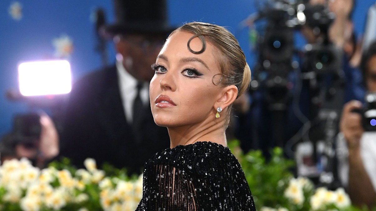 The best dressed stars on the 2025 Met Gala red carpet