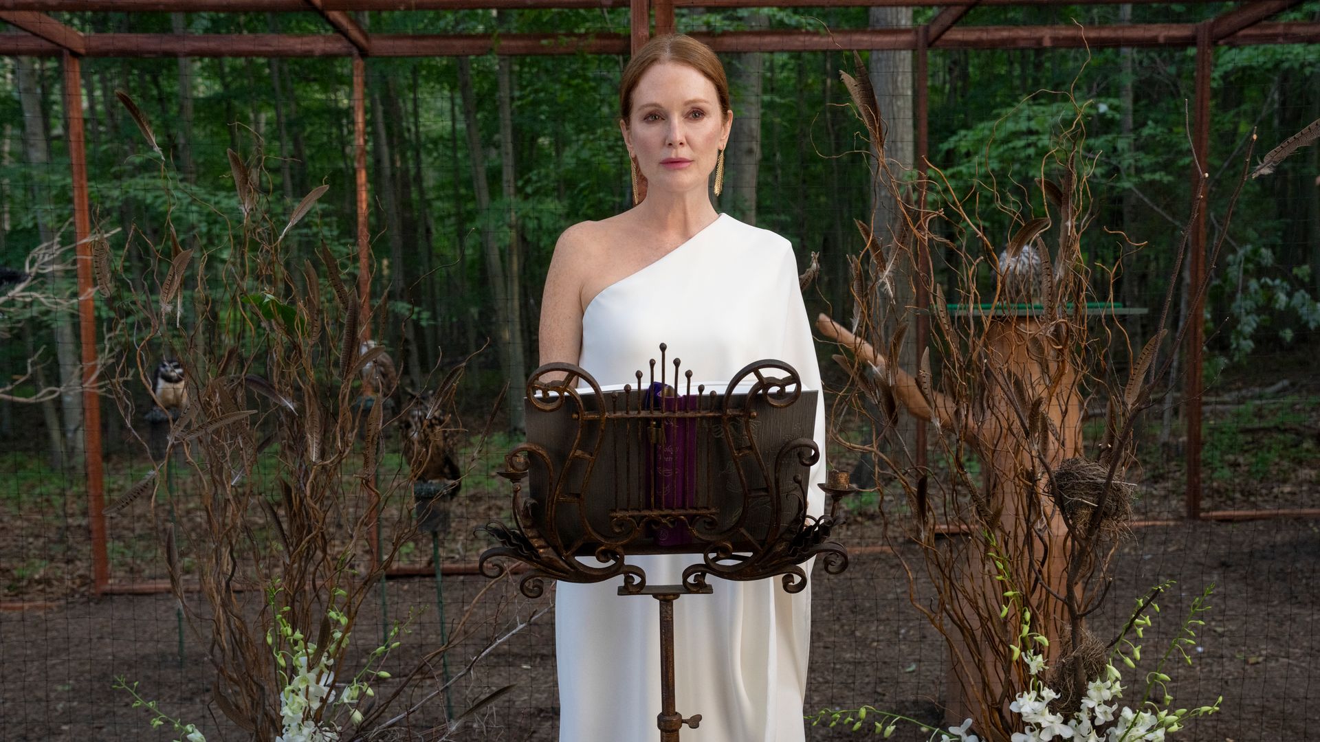 Julianne Moore in Sirens