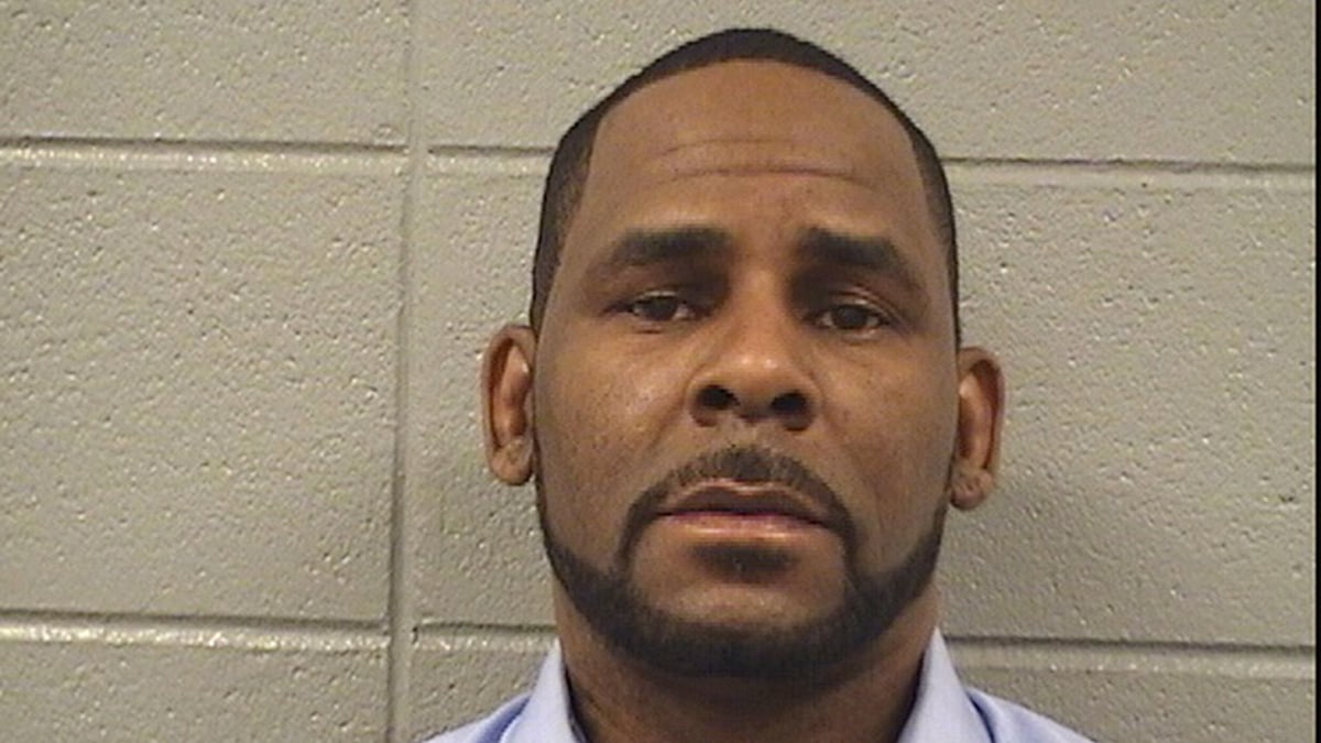 R. Kelly suffers near-fatal overdose caused by prison staff, his lawyer says