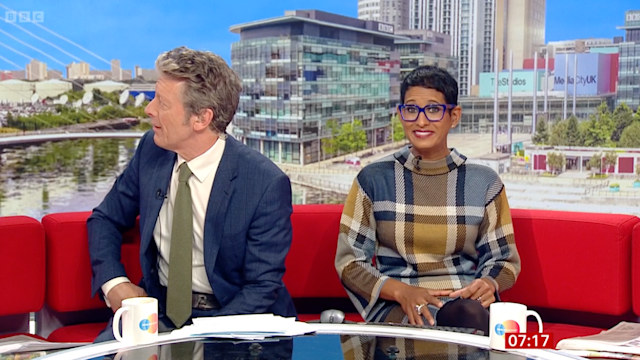 Naga Munchetty and Charlie Stayt in BBC Breakfast