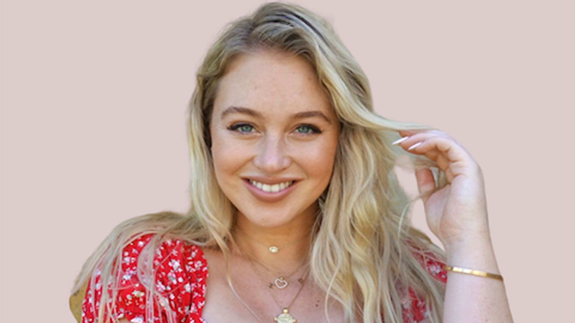 Iskra Lawrence pens powerful open letter to her younger self on body positivity: 'I know right now you think you aren't thin enough'