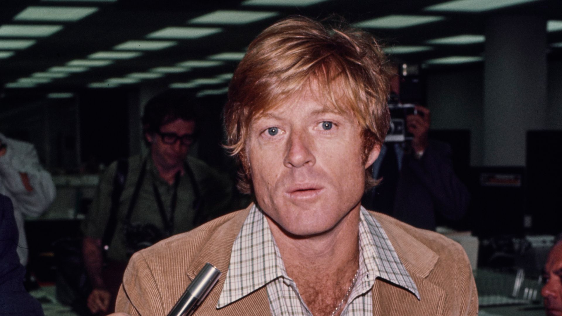 photo of robert redford 1975