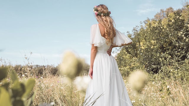 sustainable wedding dress