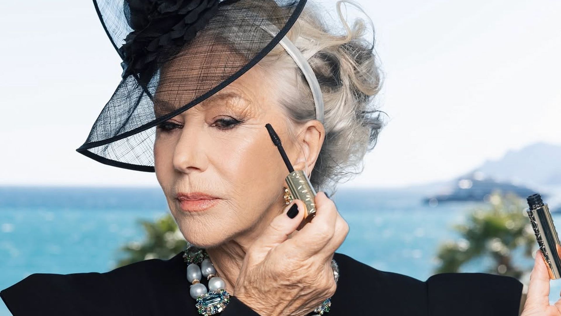 Helen Mirren L'Oréal mascara