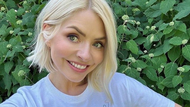 Holly Willoughby takes selfie in her garden