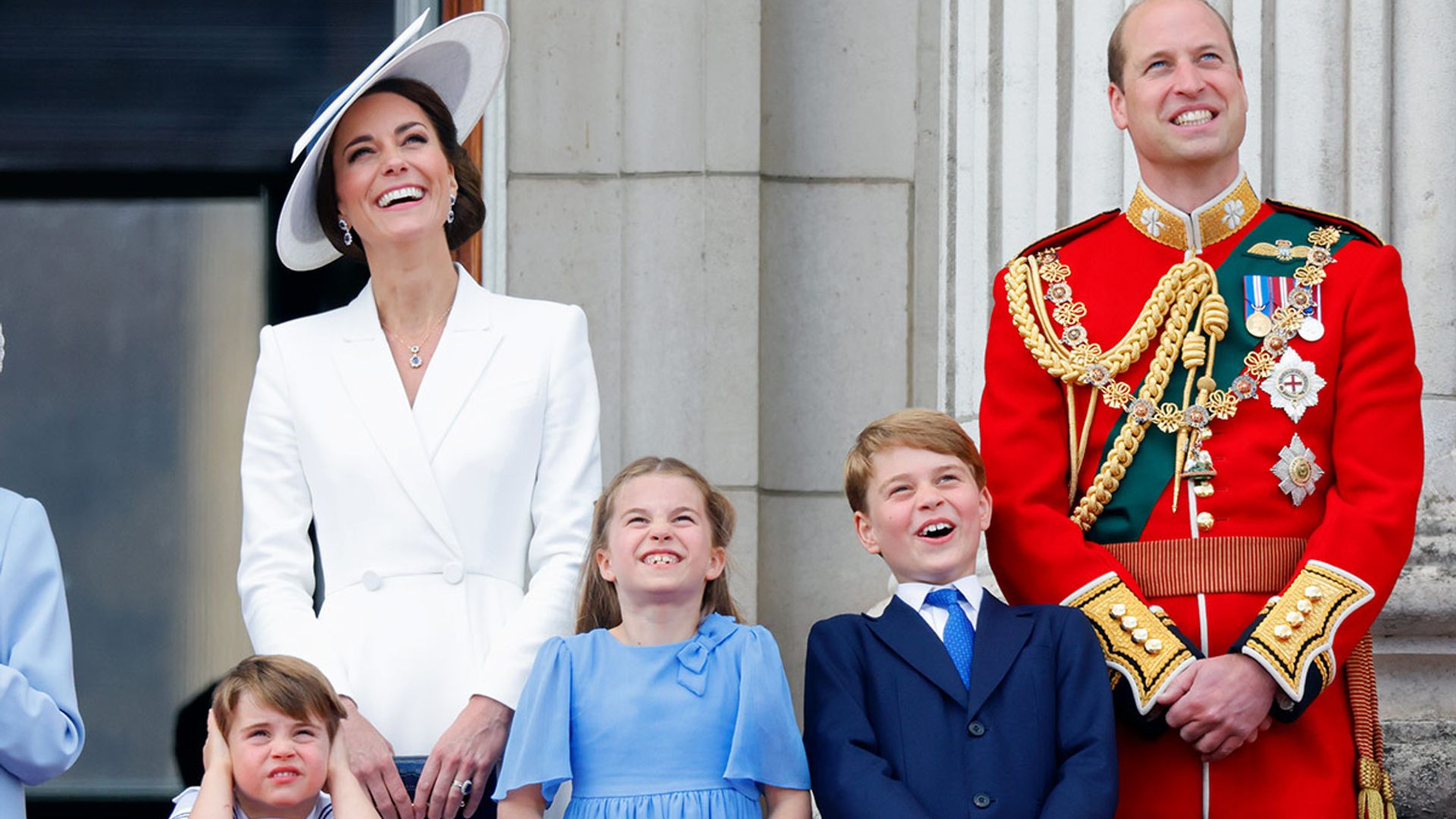 cambridges looking up trooping the colour