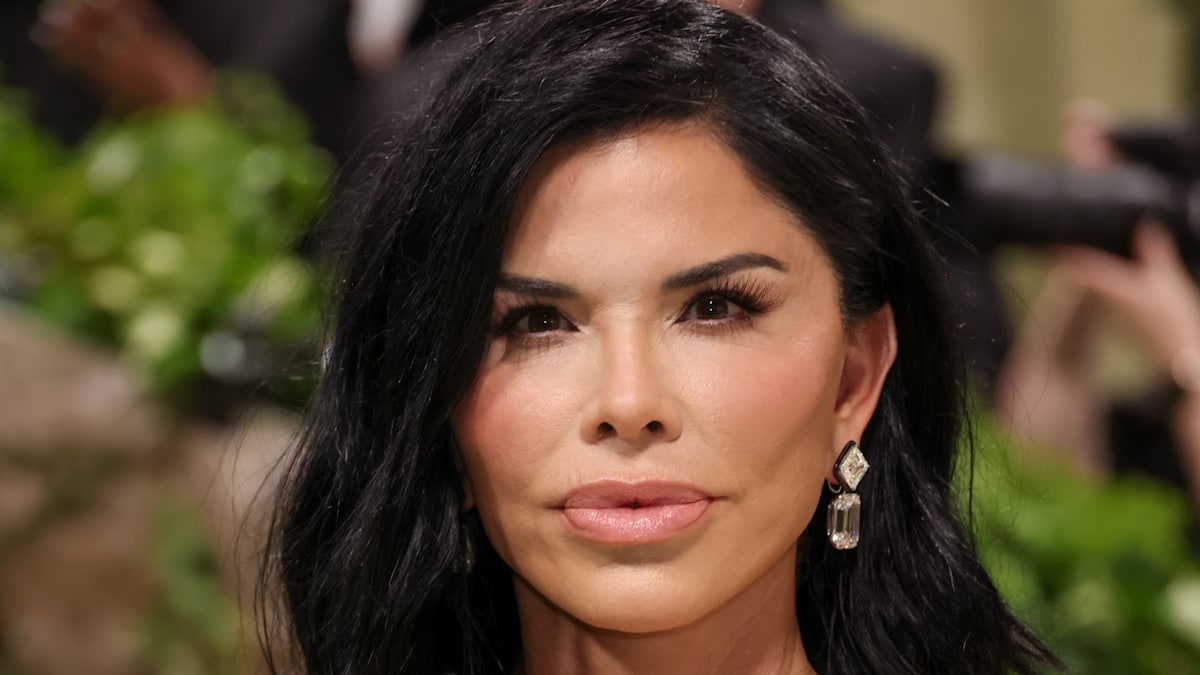 Lauren Sanchez looks completely unrecognizable in incredible throwback photo