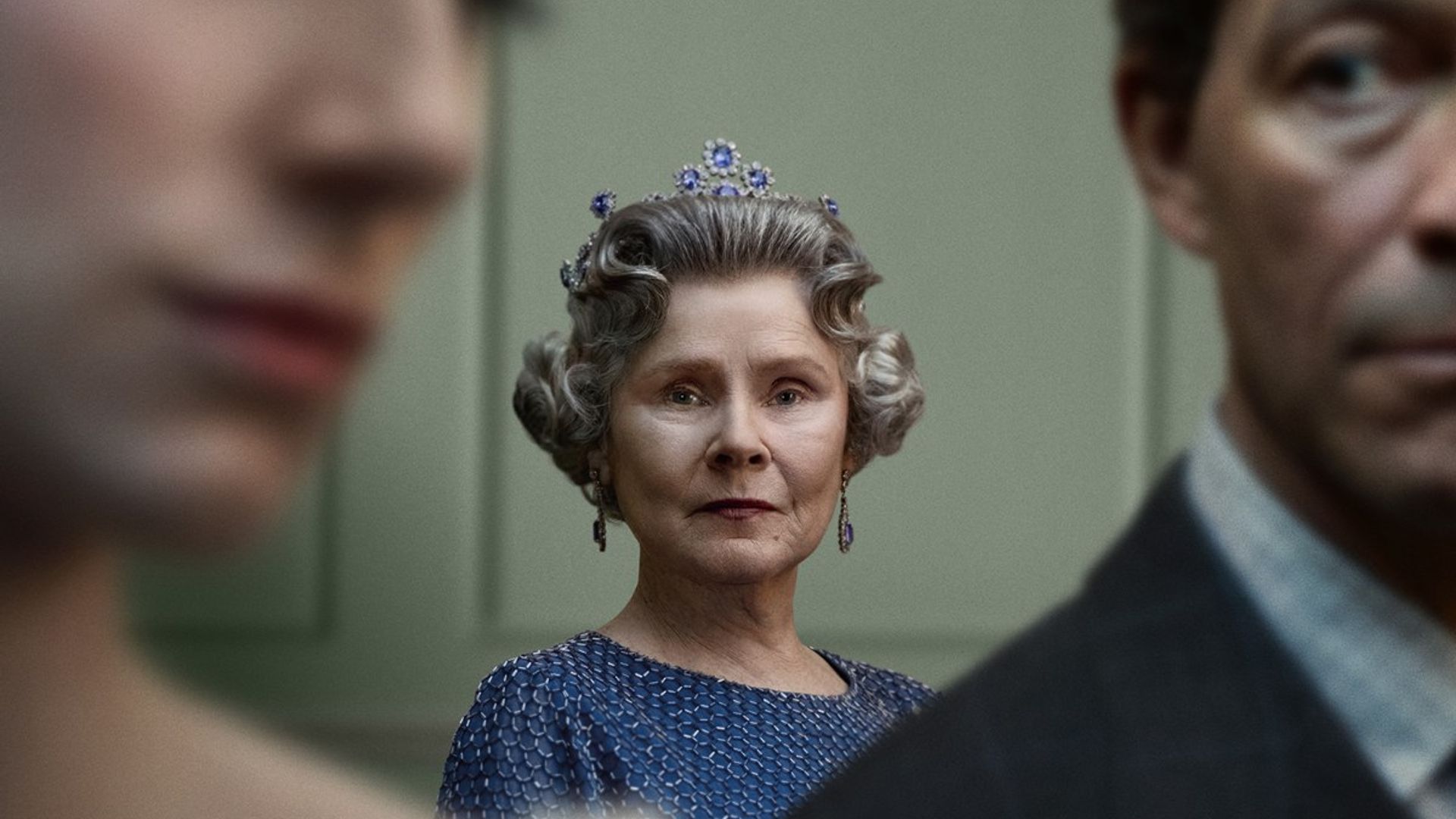 The queen we couldn't stop watching is dead. The monarchy should