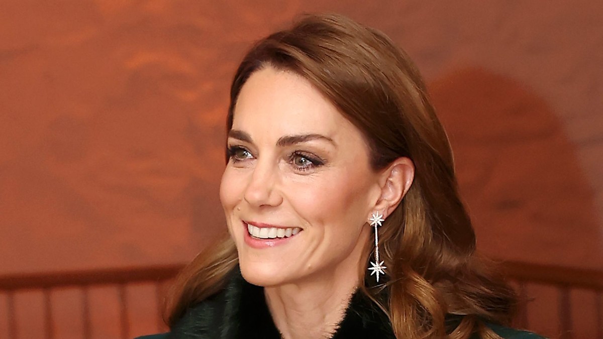 Princess Kate just won the award for the most glam Christmas coat, ever