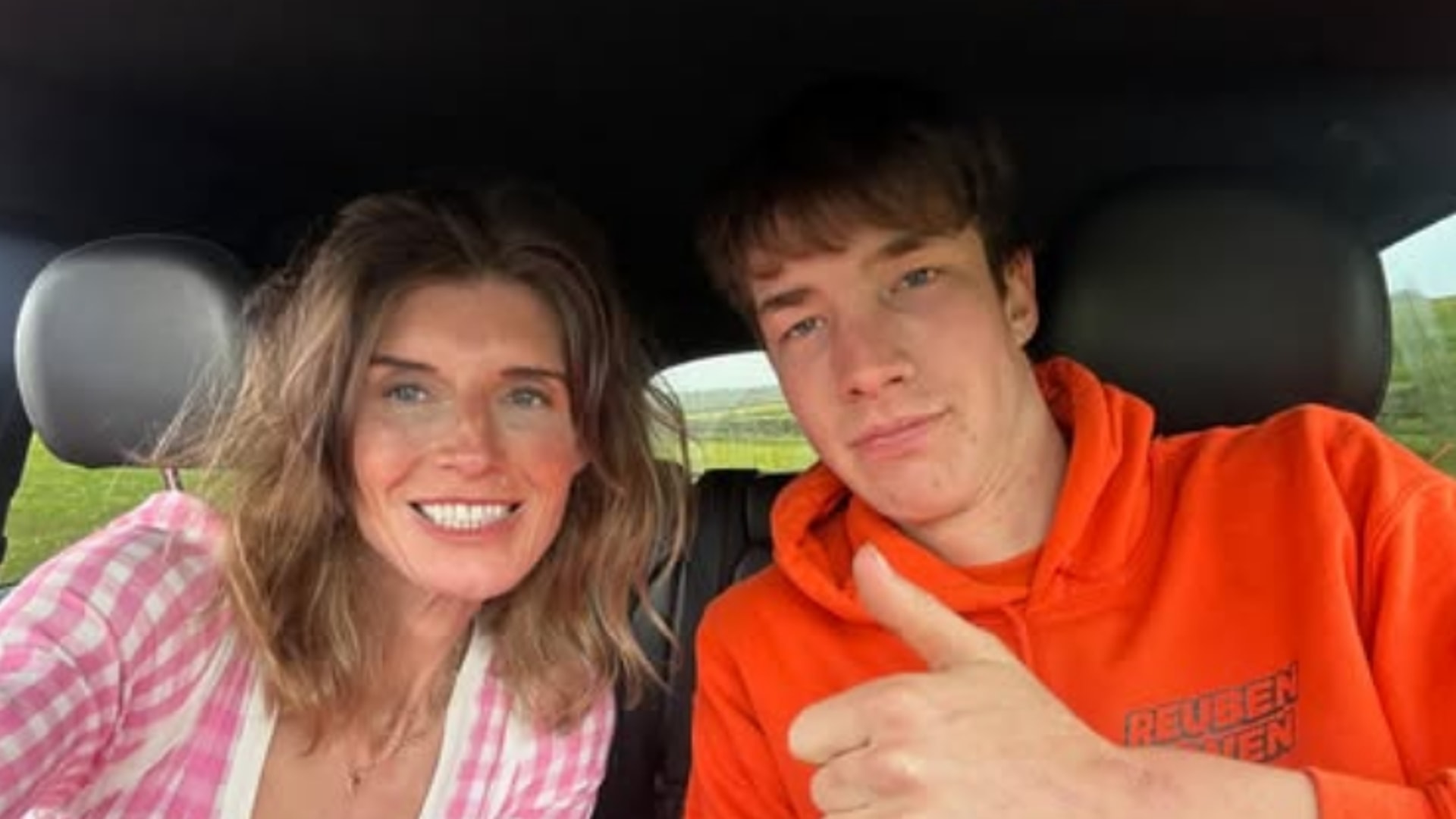 amanda owen and son reuben in car