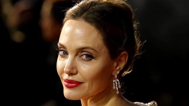 Angelina Jolie red lipstick