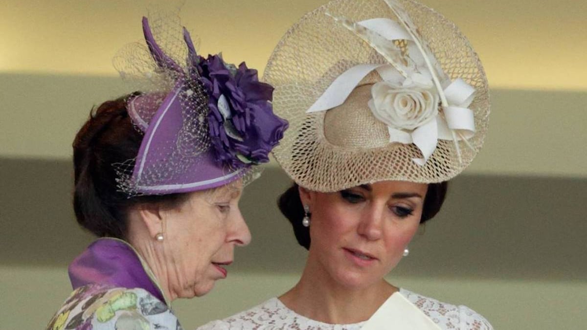 Kate Middleton's kind help from Princess Anne revealed in royal first ...