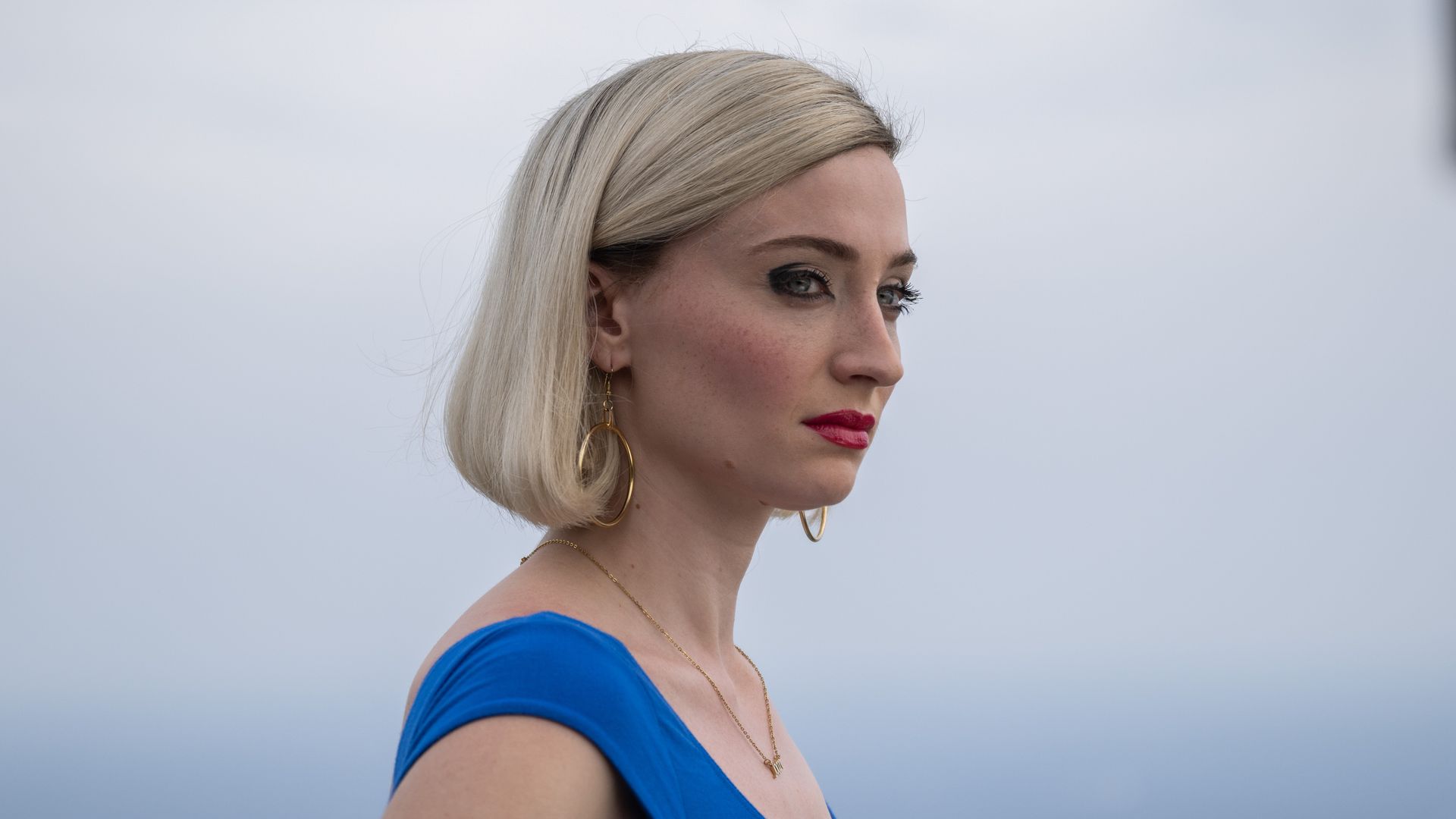 SOPHIE TURNER as Joan