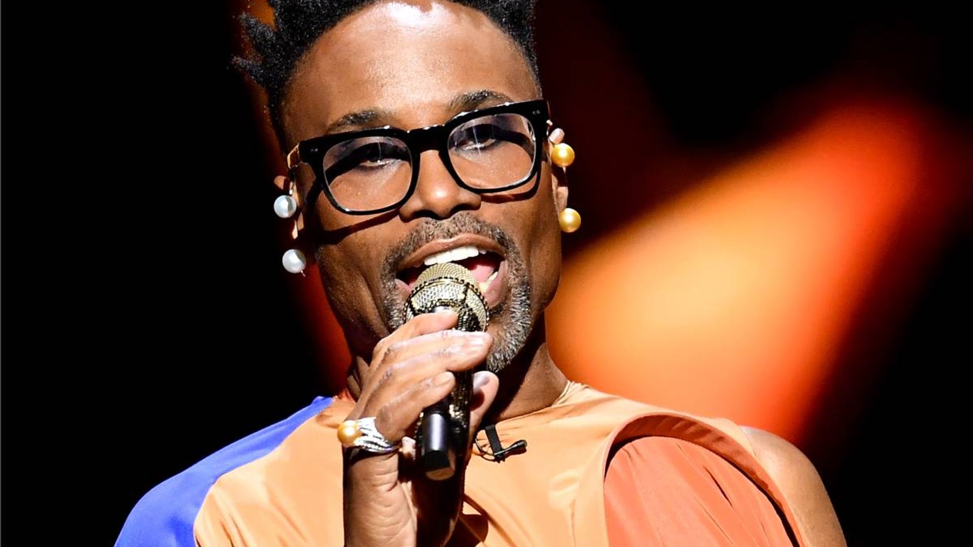 billy porter unexpected outfit change