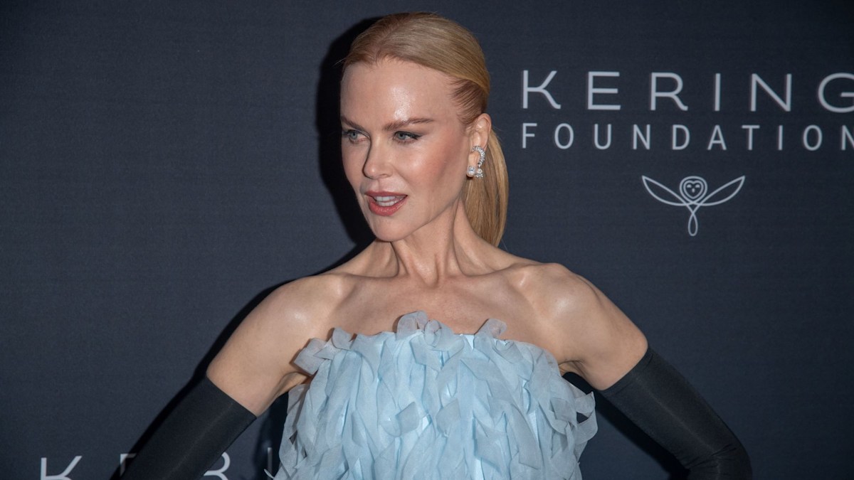 Nicole Kidman looks out of this world in head-to-toe ruffles and